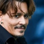 Budapesten forgat Johnny Depp: videón, ahogy kilép a Gellért szállóból