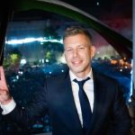 Lekamerázták, hogyan gratulált Magyar Péternek az édesanyja! A jelenet egyszerre volt vicces és megható, íme:  