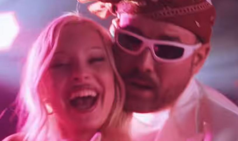 Bámulatos, melyik ismert zenészt “csábította el” a Házasság első látásra Anastasiája! Itt a videó: