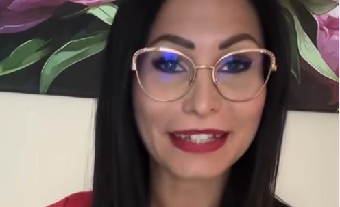 A Házasság első látásra Lívije végre bevallotta, mennyi pénzt kér egy Tarot-elemzésért! Itt a leleplező felvétel:
